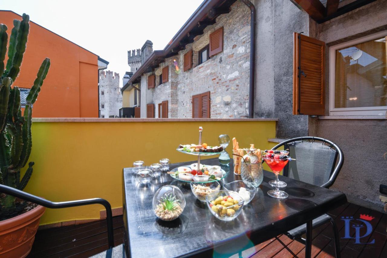 Desenzanoloft Official Partner Marriott Homes & Villas - Queen Of Sirmione Castle View エクステリア 写真